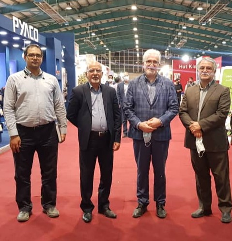 بازدید مدیرعامل نمایشگاه های استان فارس از نمایشگاه بین المللی یزد