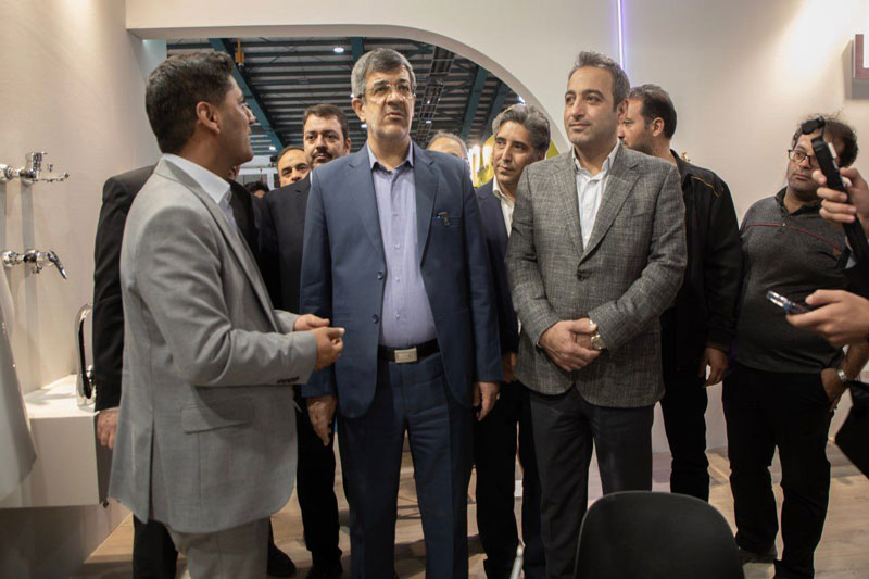 بازدید دکتر بابایی استاندار یزد از نمایشگاه تخصصی صنعت ساختمان1404